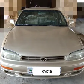 Toyota Camry 1992
