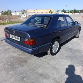 Mercedes-Benz 230E 1991