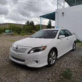 Toyota Camry 2010