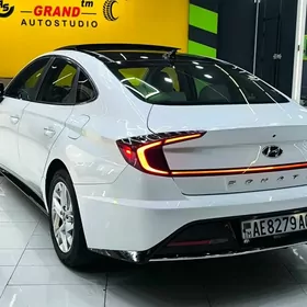 Hyundai Sonata 2021