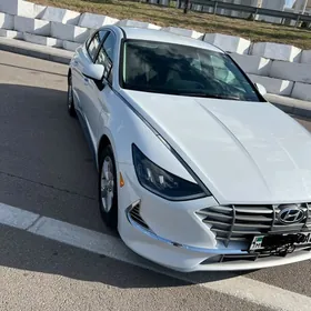 Hyundai Sonata 2022