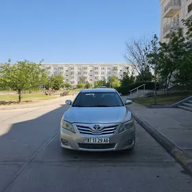 Toyota Camry 2010