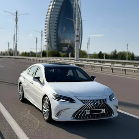 Lexus ES 350 2019