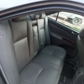 Toyota Camry 2005
