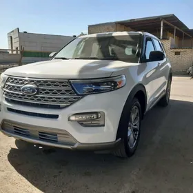 Ford Explorer 2024