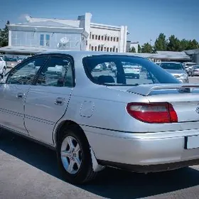 Toyota Carina 1993