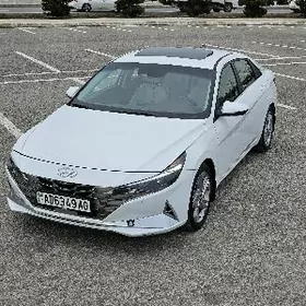Hyundai Elantra 2021