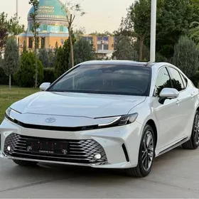 Toyota Camry 2024