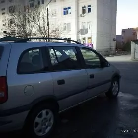 Opel Zafira 2001