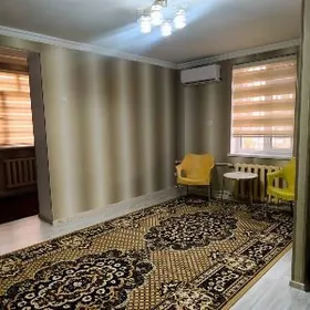 Срочно 30 мкр 1 этаж 1 комнат