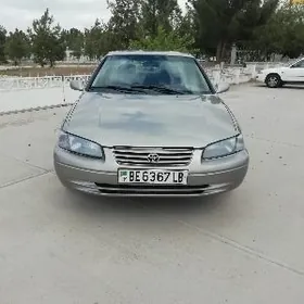 Toyota Camry 1999