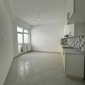 mir8 satlyk 4 komnat jay