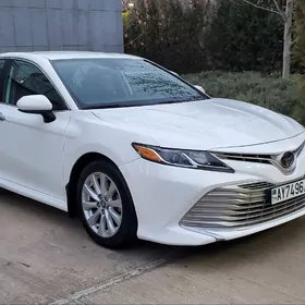 Toyota Camry 2020