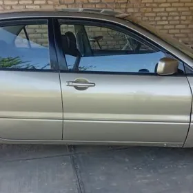 Mitsubishi Lancer 2004