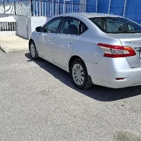 Nissan Sentra 2013