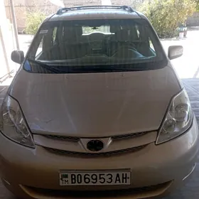 Toyota Sienna 2007