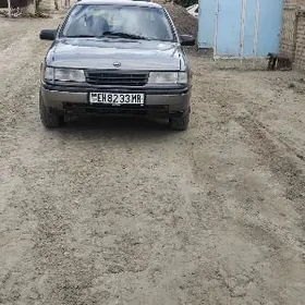 Opel Vectra 1990