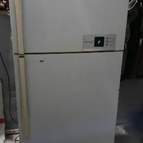 Холодильник LG