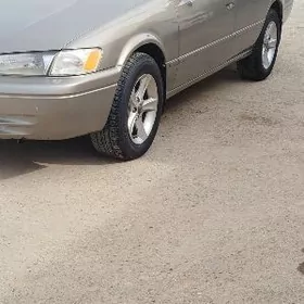 Toyota Camry 1998