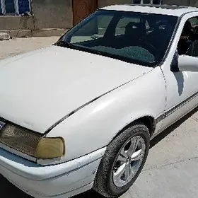 Opel Vectra 1990