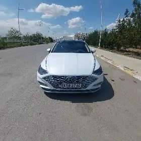 Hyundai Sonata 2021