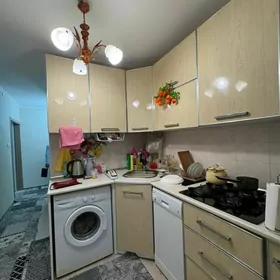 METJID ŚEWÇENKO 1 Komnat