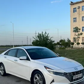 Hyundai Elantra 2021