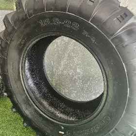 Traktor JCB teker 16.9-28