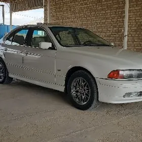 BMW E39 2020