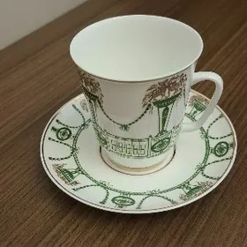 фарфоровые чашки с блюдцем