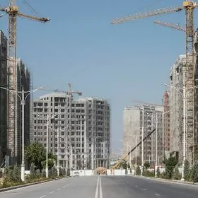 Elektrik ussa we kömekçiler