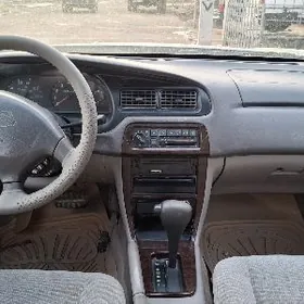 Nissan Altima 2000