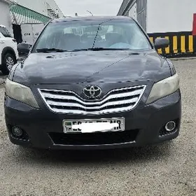 Toyota Camry 2010