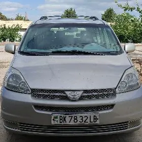 Toyota Sienna 2004