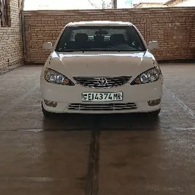 Toyota Camry 2005