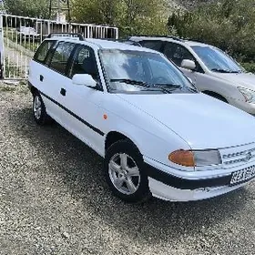 Opel Astra 1996