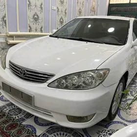 Toyota Camry 2005