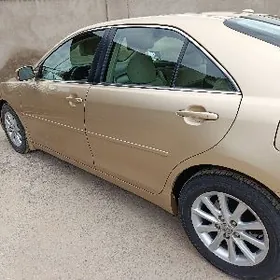 Toyota Camry 2010