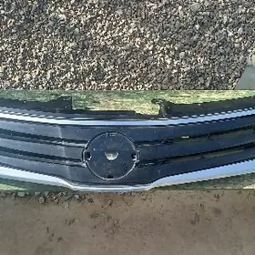 NISSAN VERSA Облицовка