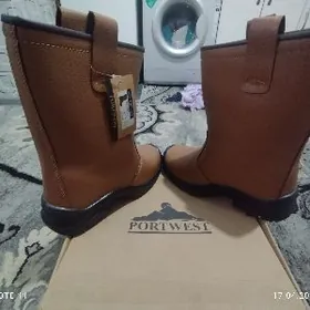 PORTWEST. SAPOK 44 razmer