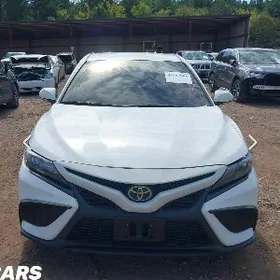 Toyota Camry 2022