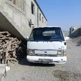 Toyota Hiace 1990