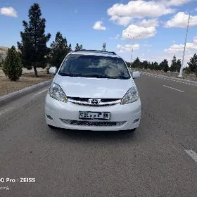 Toyota Sienna 2009