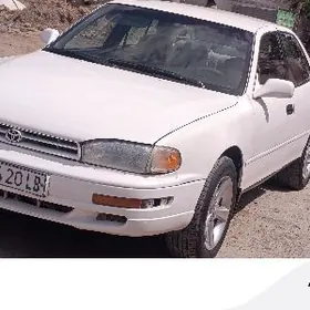 Toyota Camry 1992