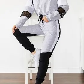 Костюм спортивный