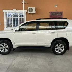 Toyota Land Cruiser Prado 2012