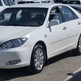 Toyota Camry 2004