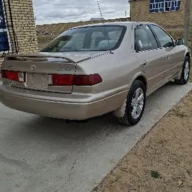 Toyota Camry 2000