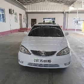 Toyota Camry 2003