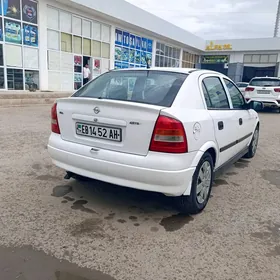 Opel Astra 2001